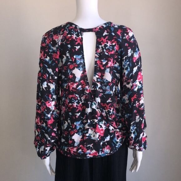 Parker Mae Vienna Silk Wrap Top - S - Picture 5 of 9